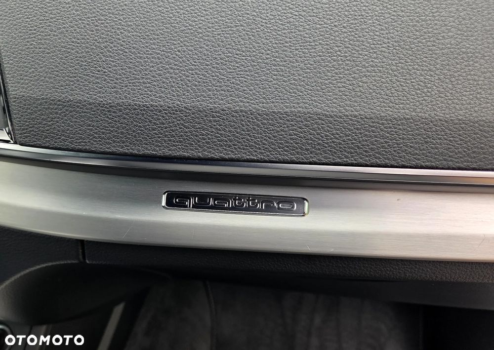 Audi Q5 50 TFSIe quattro S tronic S line - 30