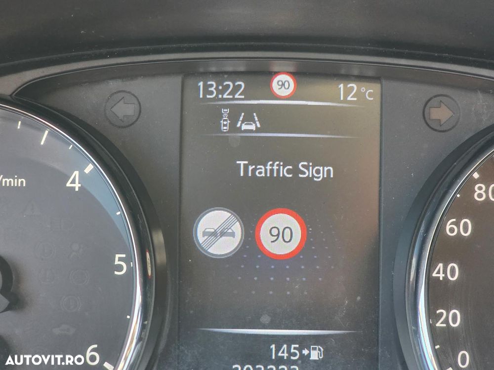 Nissan Qashqai 1.5 DCI N-Connecta - 18