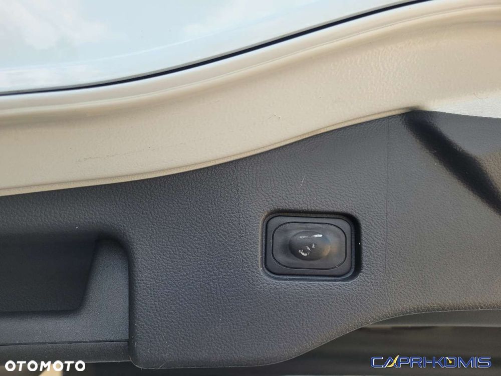 Ford Mondeo SW - 25
