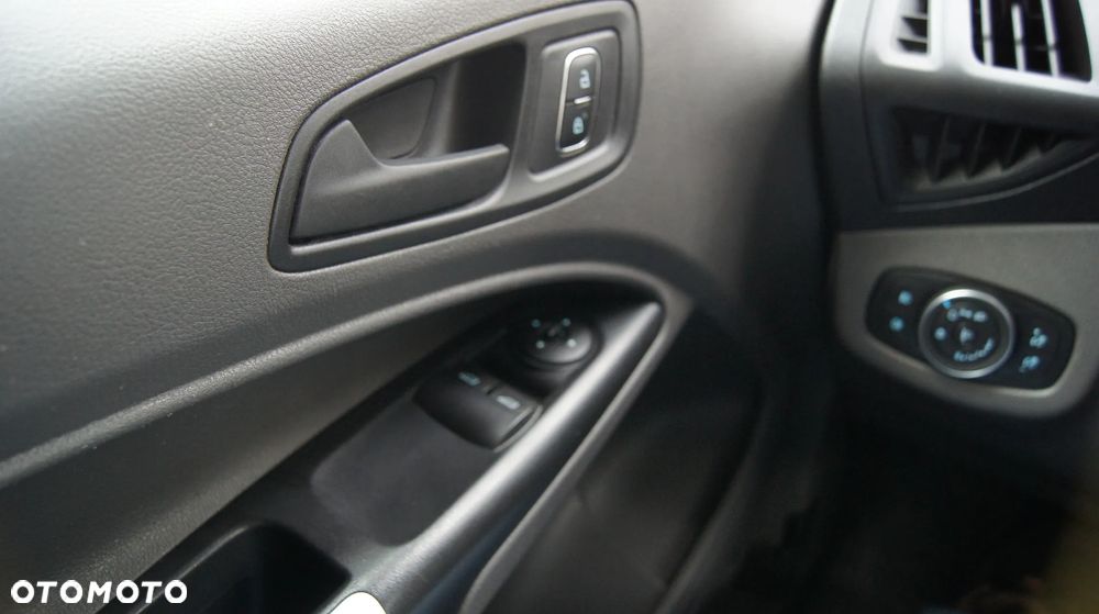 Ford Transit Connect - 21