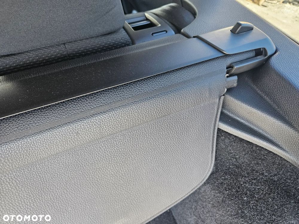 VW PASSAT B6 ROLETA BAGAŻNIKA - 16