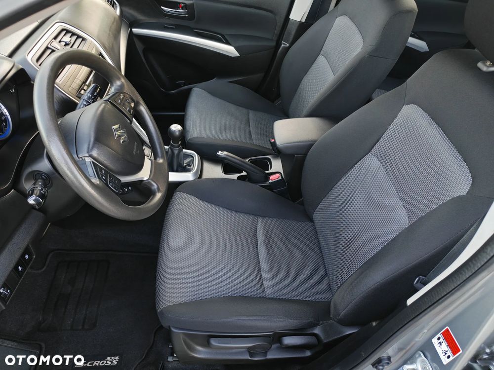 Suzuki SX4 S-Cross 1.6 VVT 4x2 Comfort - 25