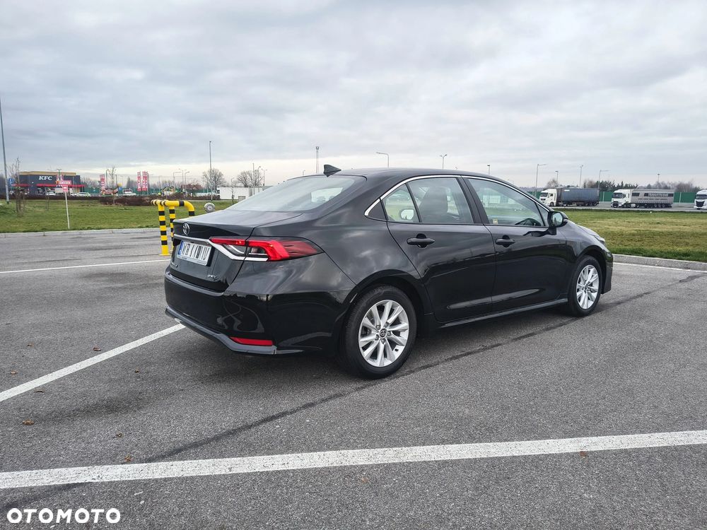 Toyota Corolla 1.8 Hybrid Comfort - 4