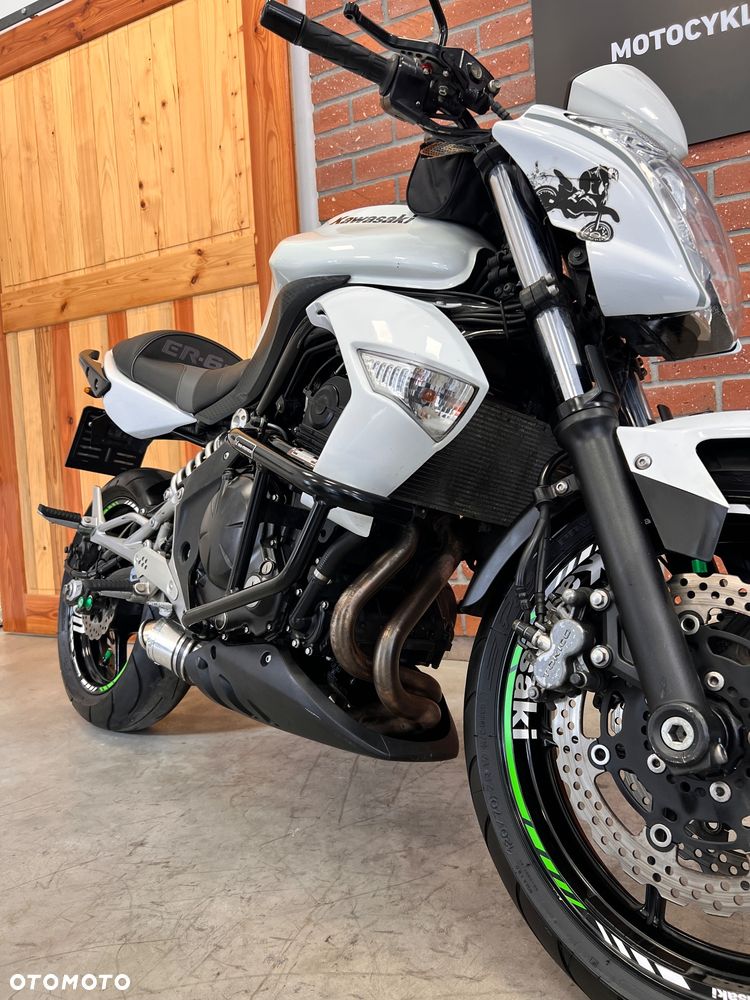 Kawasaki ER - 11