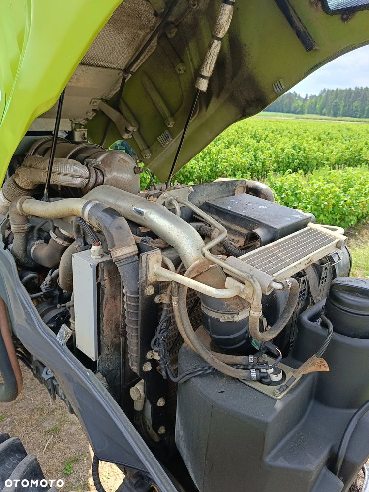 Claas Nexos - 9