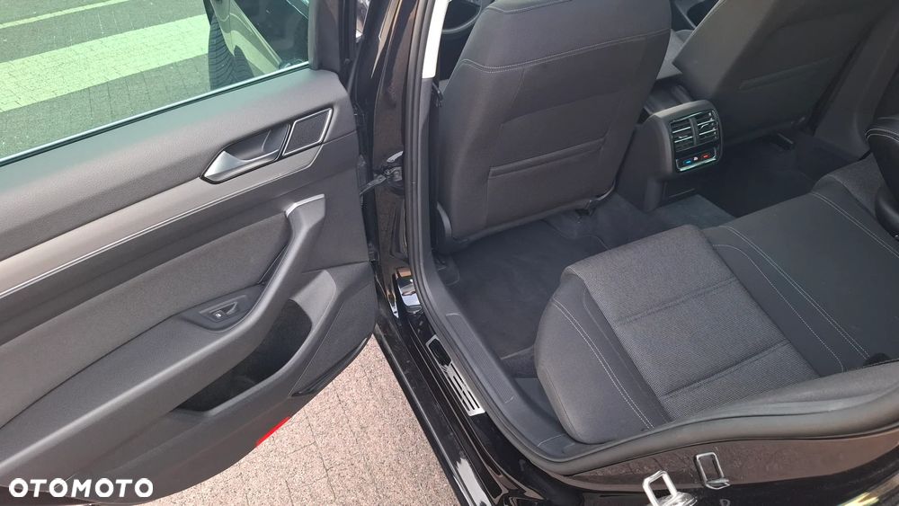 Volkswagen Passat 2.0 TDI BMT Comfortline DSG7 - 9