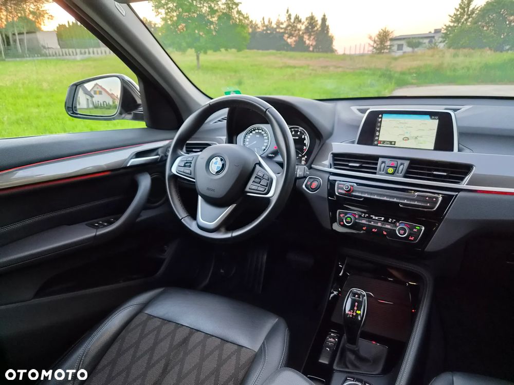 BMW X1 sDrive20i xLine - 12