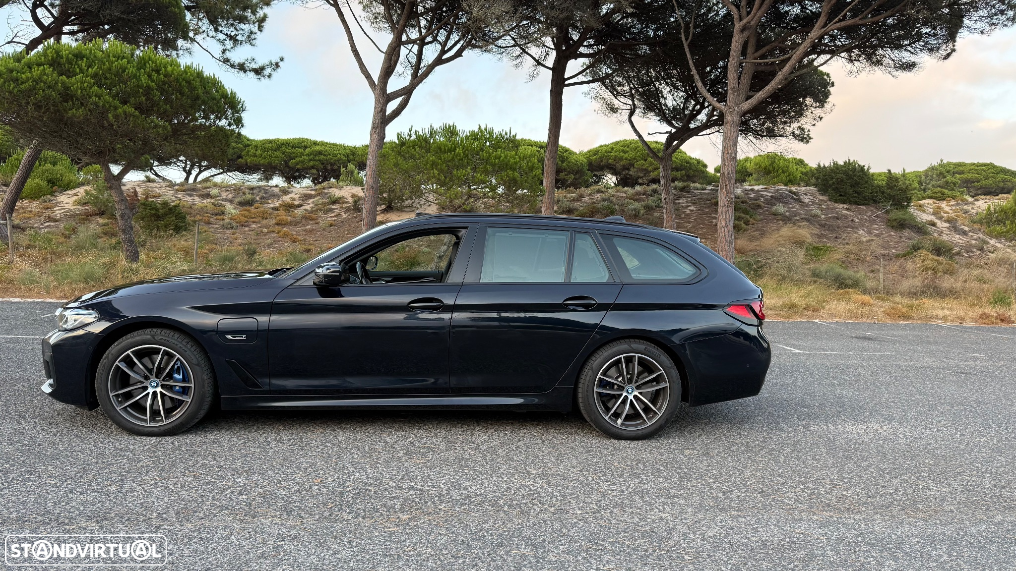 BMW 530 e Pack Desportivo M - 5