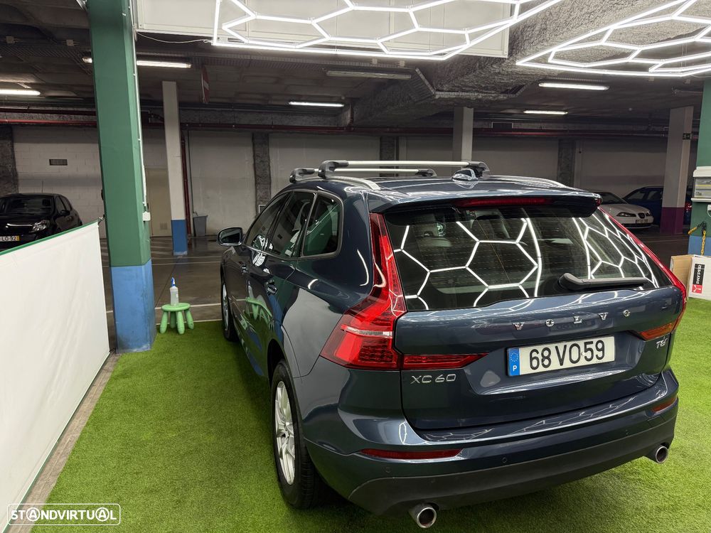 Volvo XC 60 2.0 T8 PHEV Momentum AWD - 4