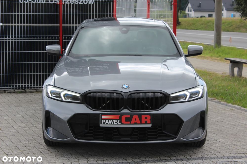 BMW Seria 3 330i xDrive M Sport - 3