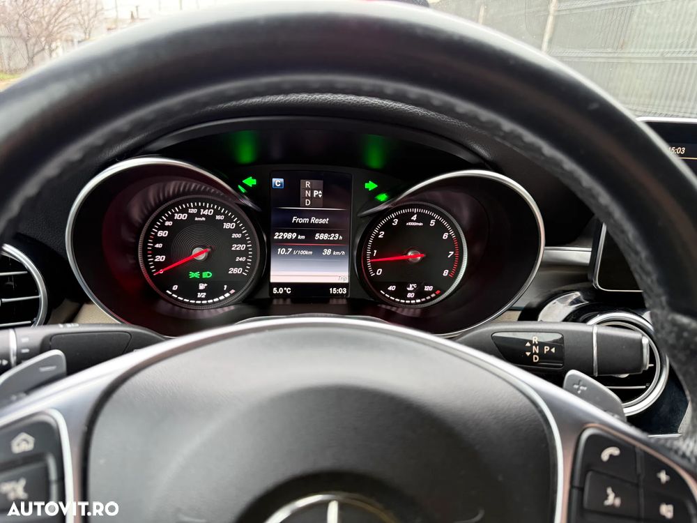 Mercedes-Benz C 300 Cabrio 9G-TRONIC AMG Line - 13