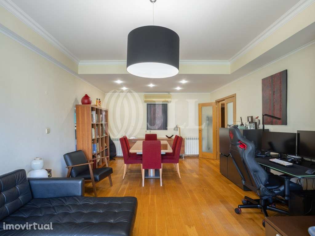 Apartamento T2 no condomínio Villa Restelo, em Lisboa - Grande imagem: 5/28