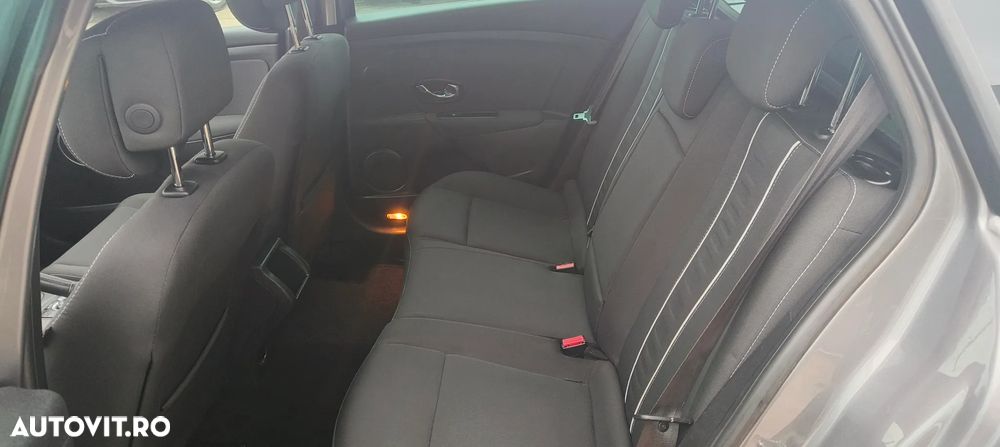 Renault Megane 1.5 dCi Expression - 16