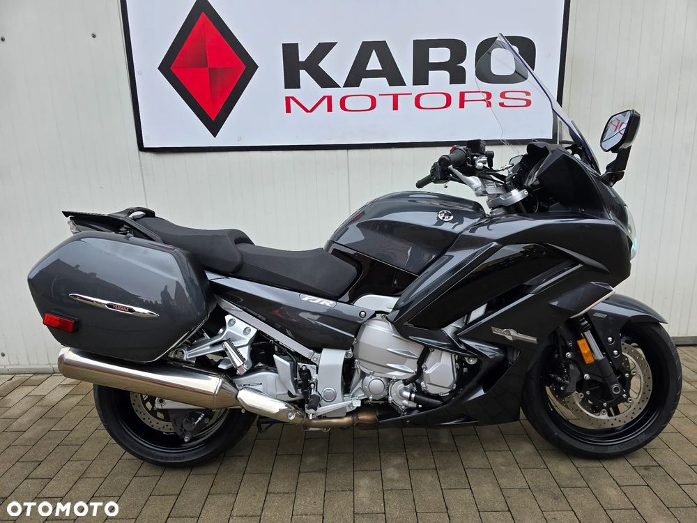 Yamaha FJR - 2