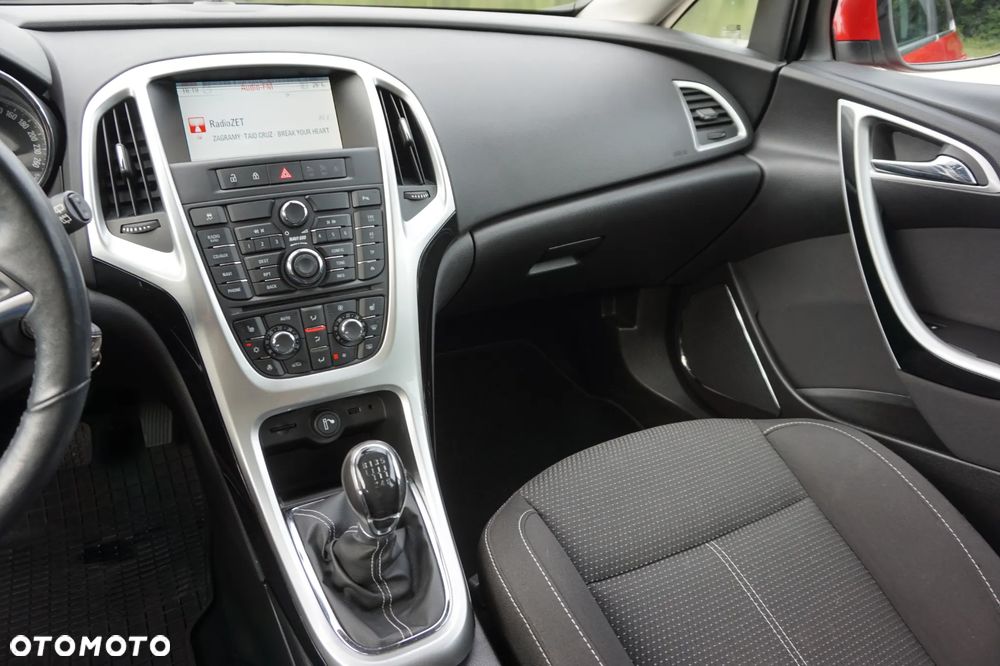 Opel Astra 1.4 Turbo - 31