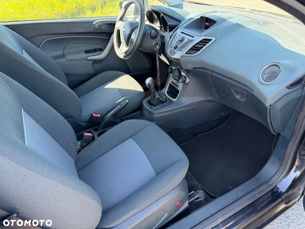 Ford Fiesta 1.25 Trend - 8