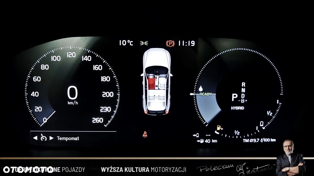 Volvo XC 60 T8 Twin Engine AWD Geartronic Momentum - 22