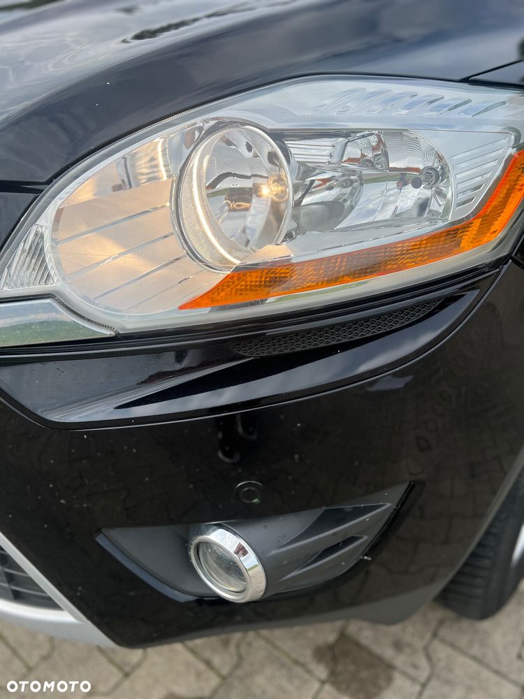 Ford Kuga 2.0 TDCi 2x4 Champions Edition - 34