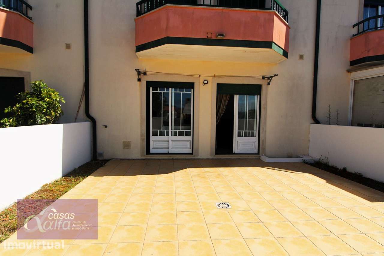 Moradia V3 em Condominio fechado Marinha Grande - Grande imagem: 4/24
