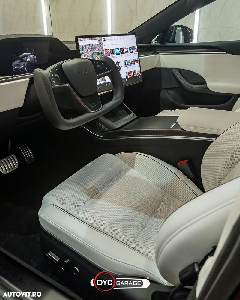 Tesla Model S Plaid - 7
