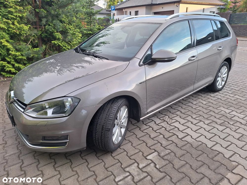 Volkswagen Golf - 8