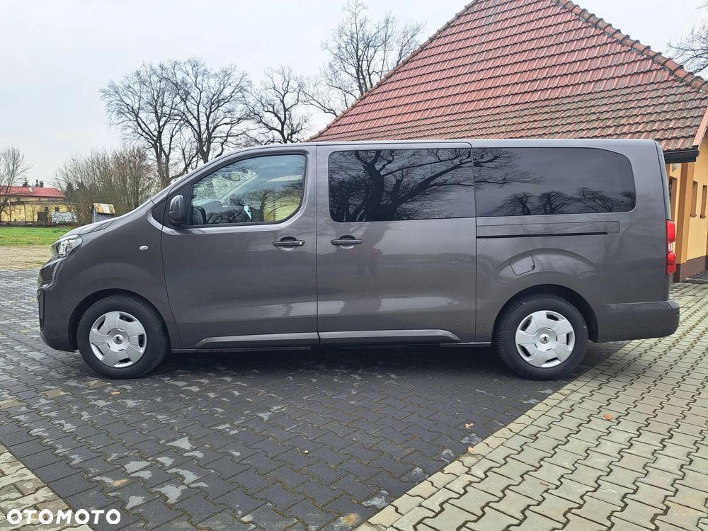 Peugeot Traveller 2.0 BlueHDi Long Business Vip - 38