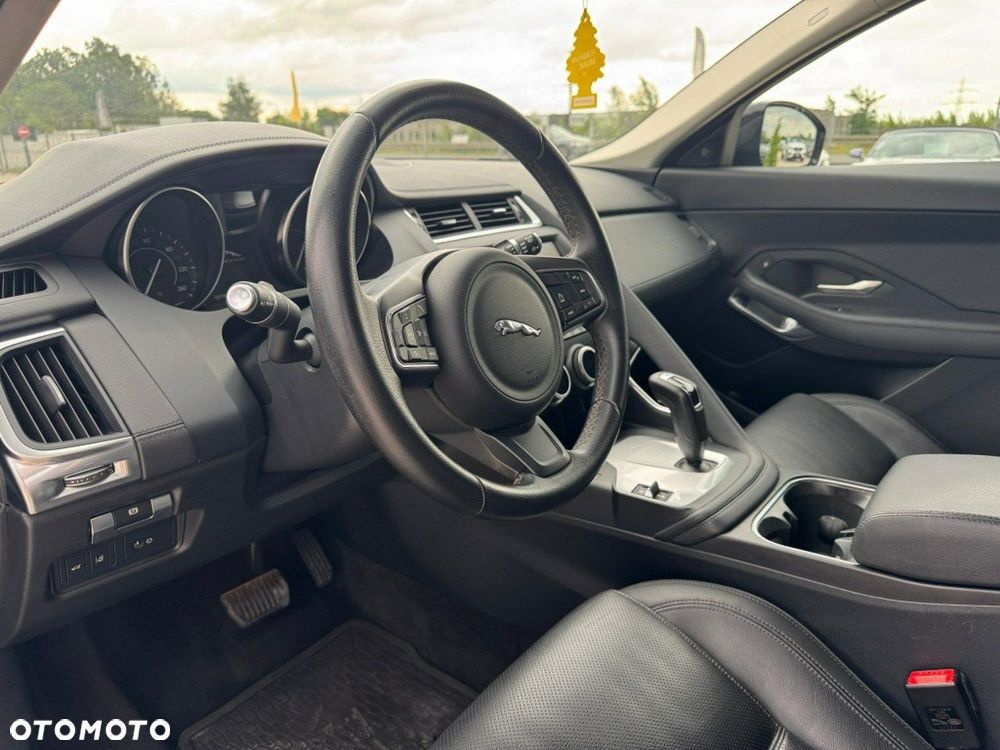 Jaguar E-Pace - 10