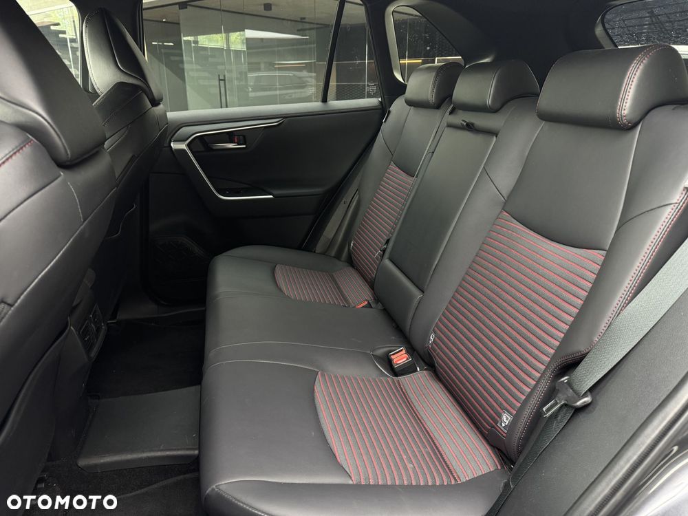 Toyota RAV4 - 15