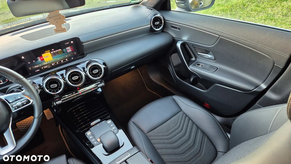 Mercedes-Benz CLA 2023