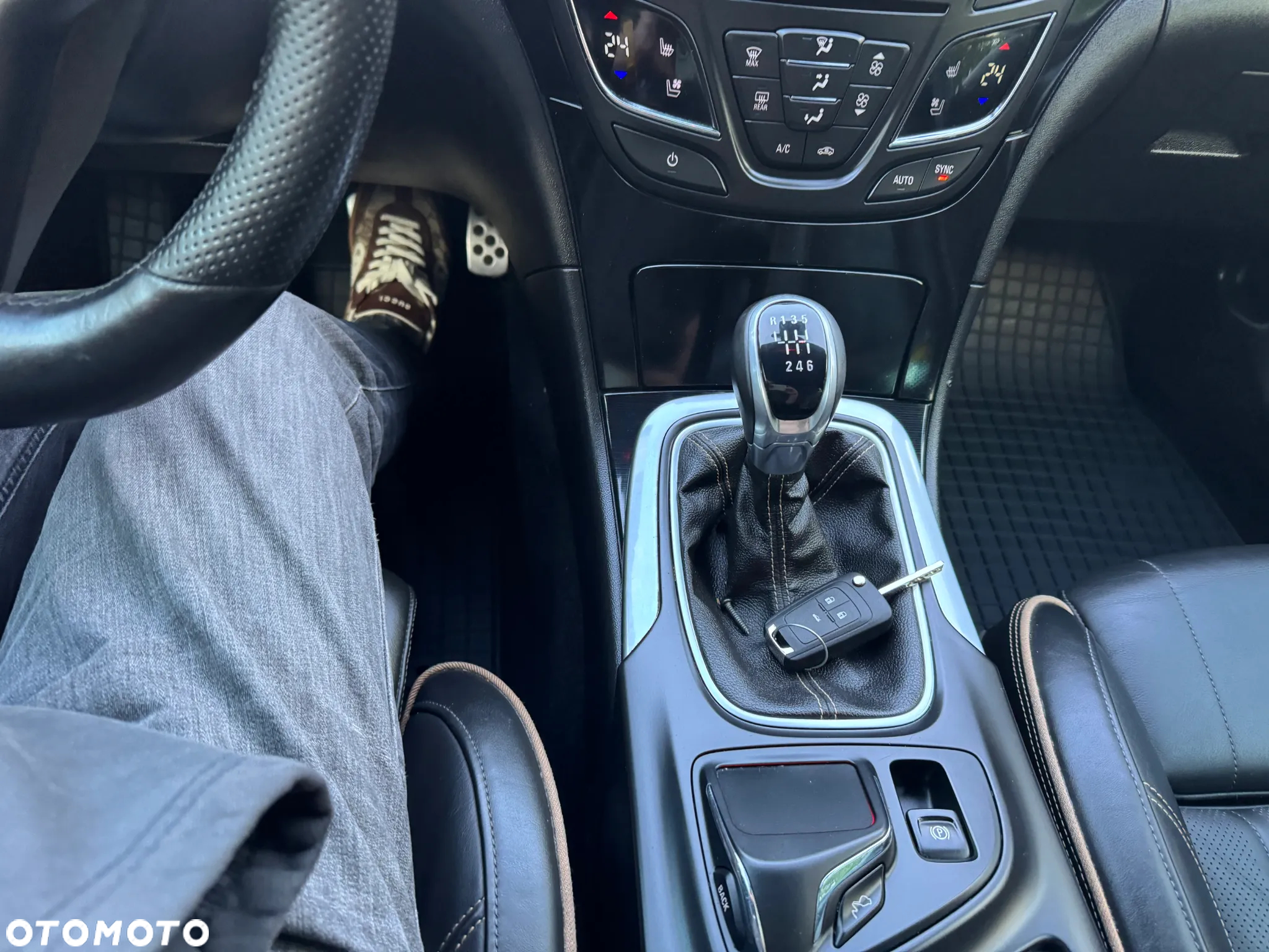 Opel Insignia 2.0 CDTI Cosmo 4x4 S&S - 19