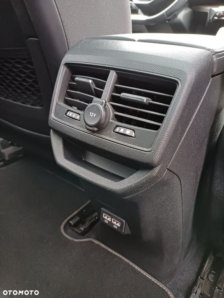 Peugeot 3008 1.2 PureTech GT Pack S&S EAT8 - 32