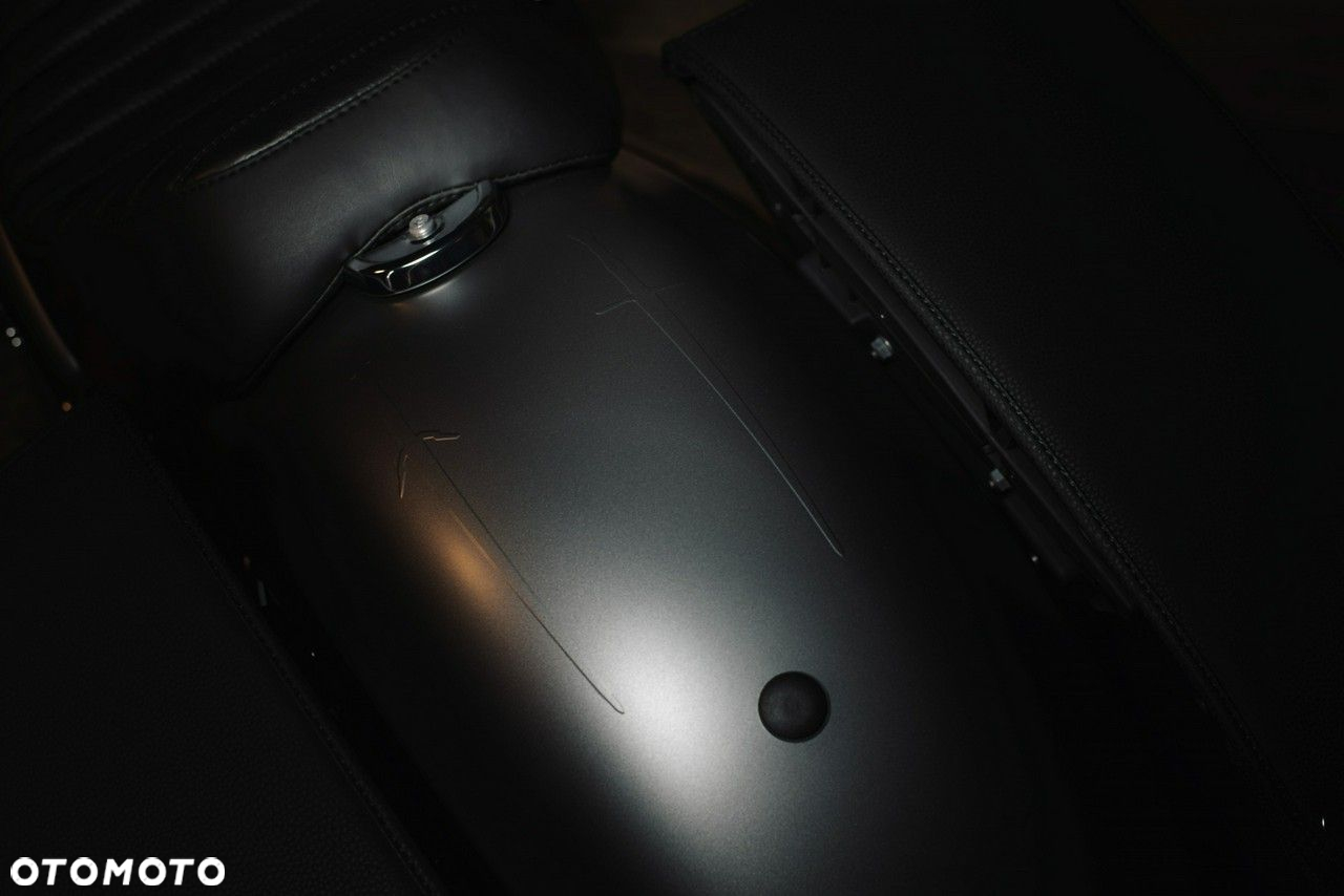 BMW R - 8