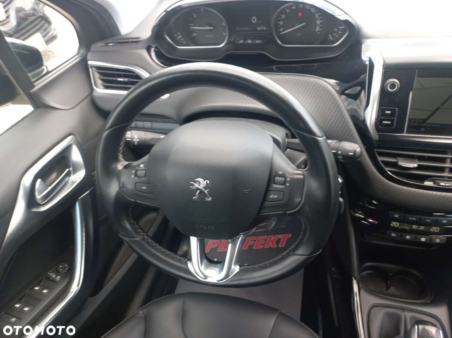 Peugeot 2008 - 19