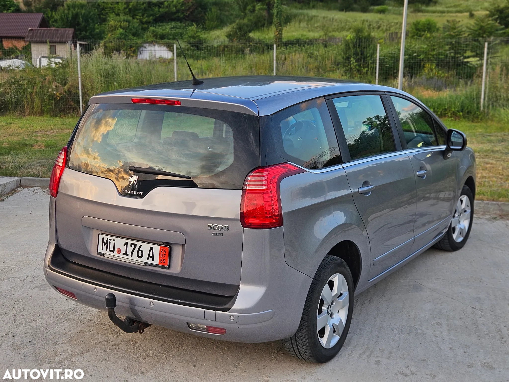 Peugeot 5008 BlueHDI 150 Active - 3