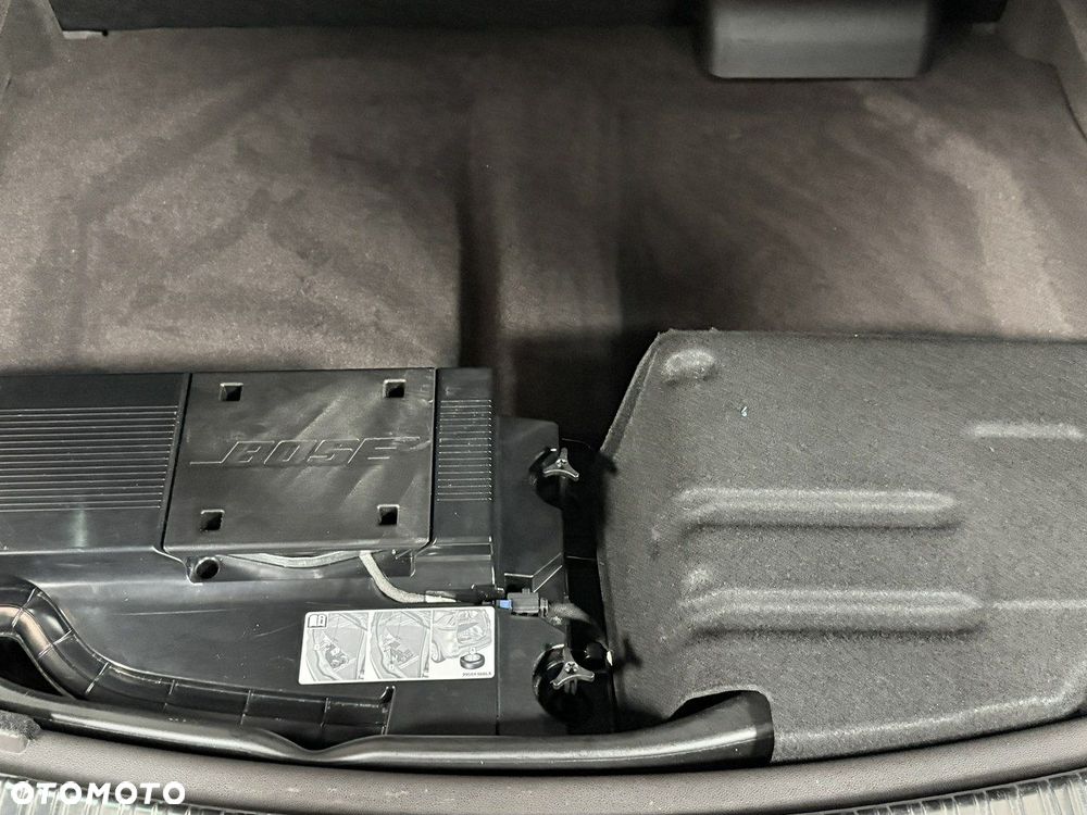 Renault Espace 1.6 dCi Energy Initiale Paris EDC - 41