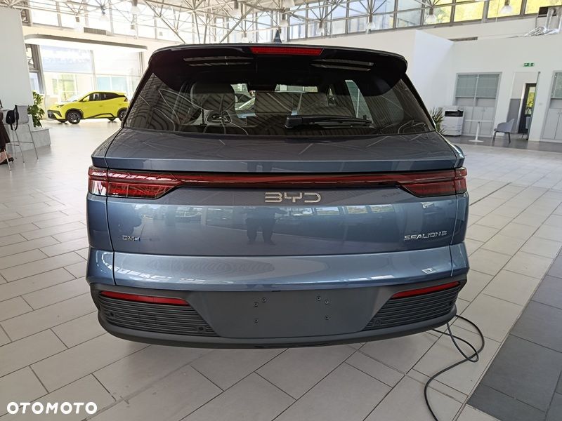 BYD Sealion 5 - 5