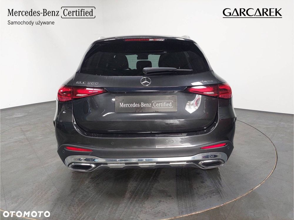 Mercedes-Benz GLC - 6
