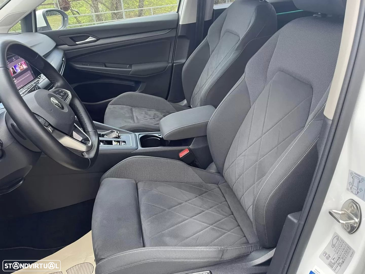 VW Golf 1.4 TSI e-Hybrid DSG - 7