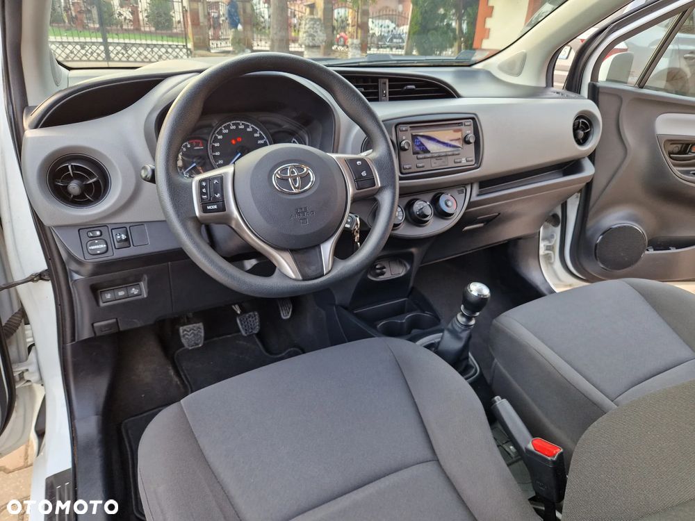 Toyota Yaris 1.5 Active - 17