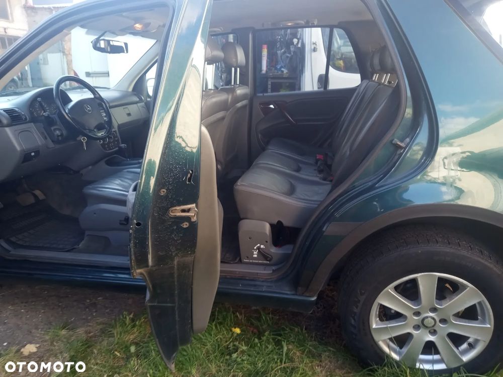 Mercedes-Benz ML 320 - 24