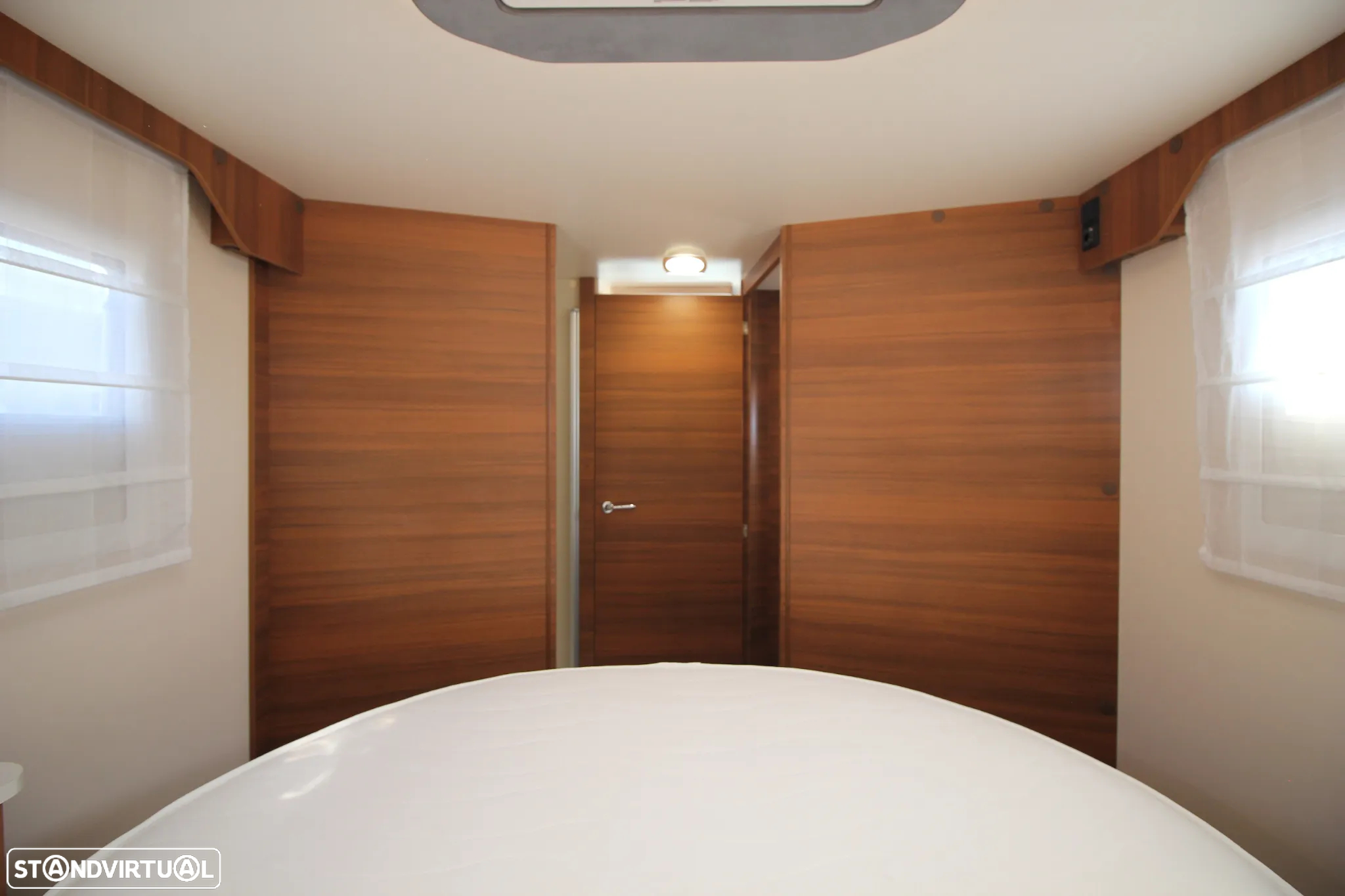 Elnagh Baron 579 *CAMA CENTRAL + BASCULANTE* - 7