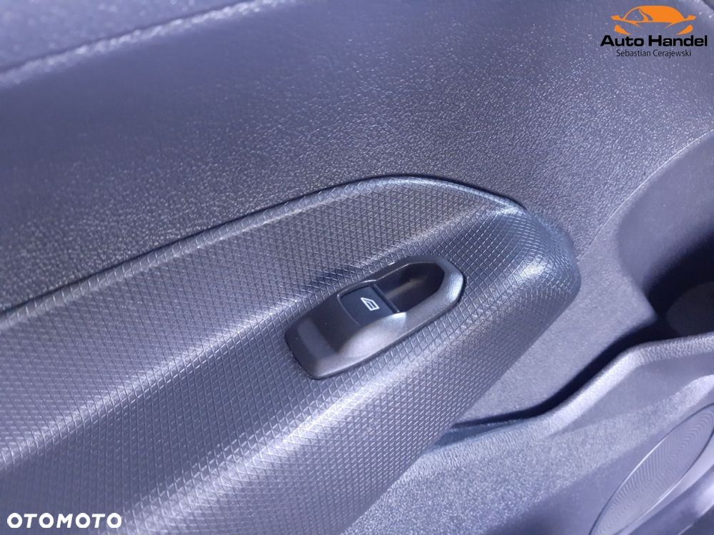 Ford Transit Connect - 38