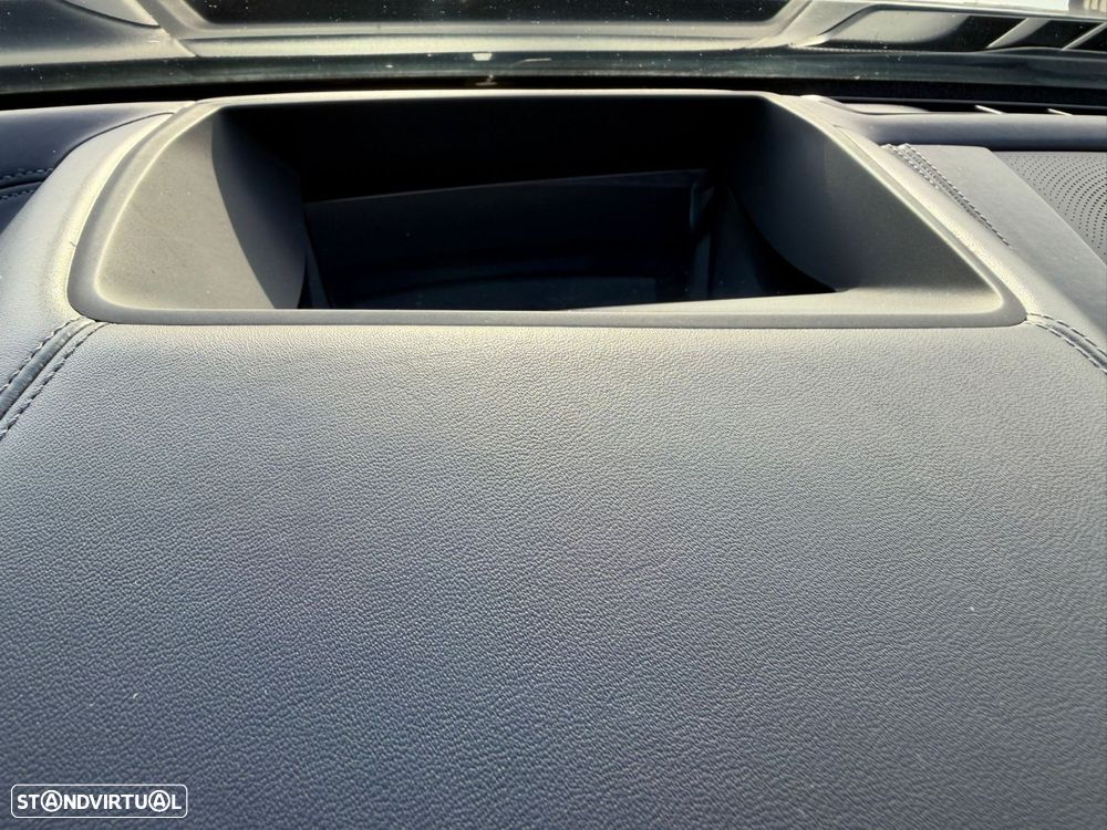 BMW M8 Competition - 34