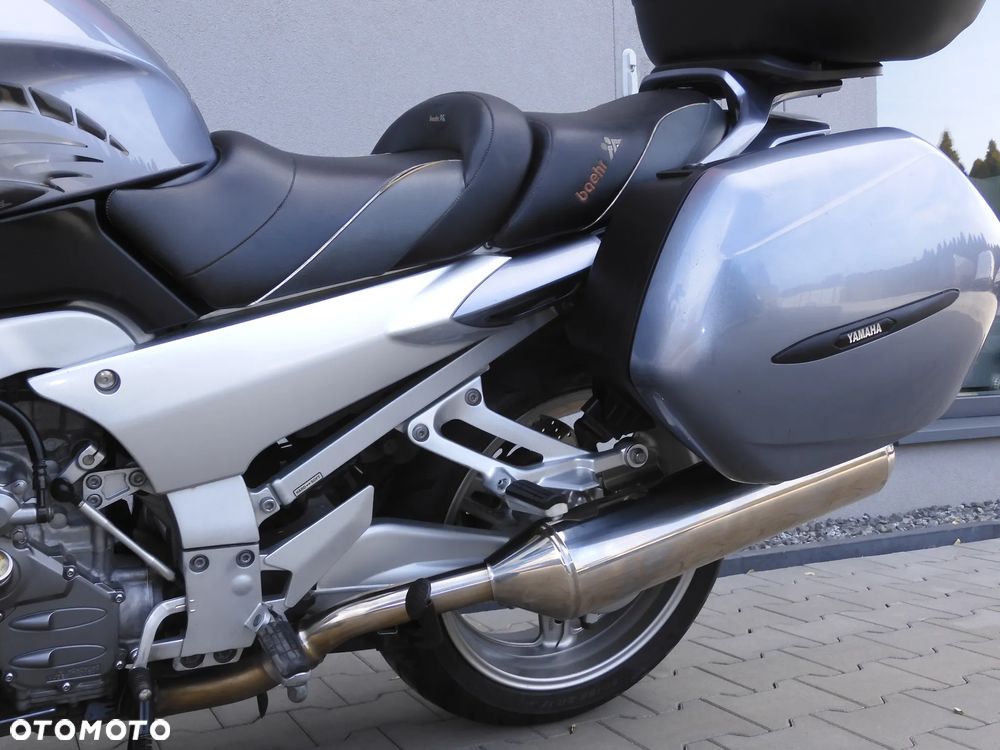 Yamaha FJR - 30