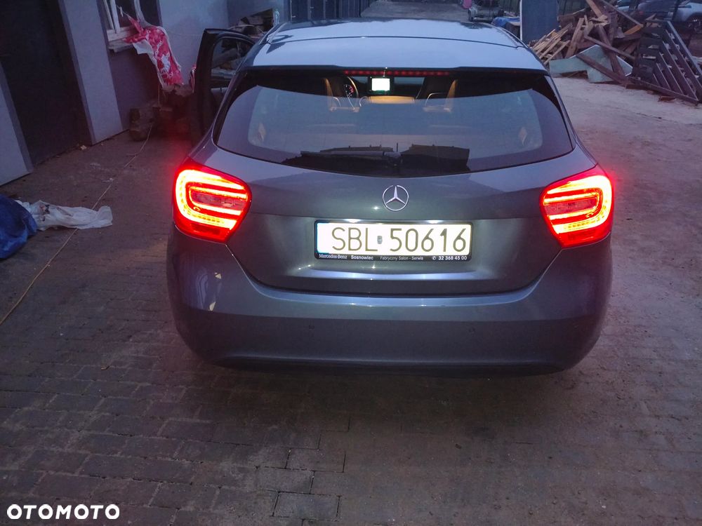 Mercedes-Benz Klasa A 180 CDI (BlueEFFICIENCY) Urban - 17