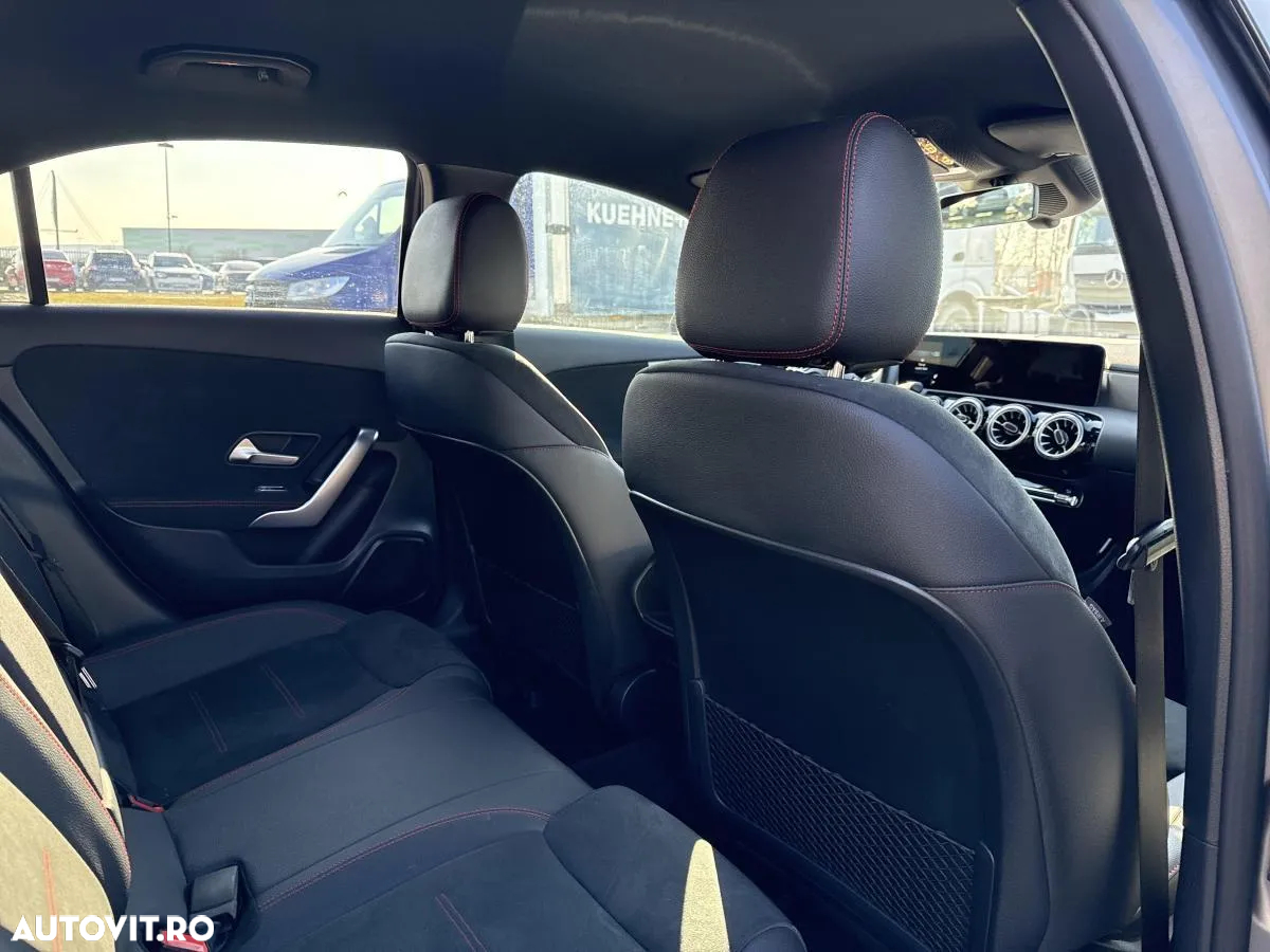 Mercedes-Benz A 220 4MATIC MHEV 8G-DCT Sedan - 15
