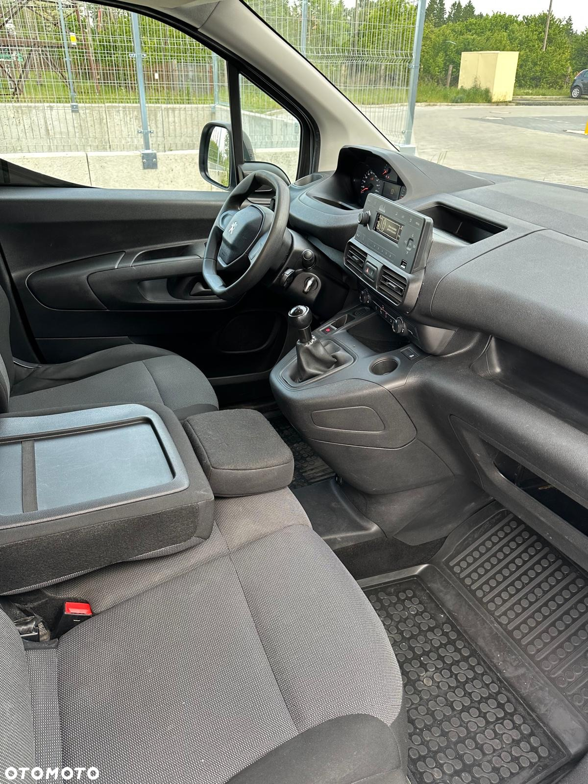 Peugeot Partner Berlingo Combo Long - 9