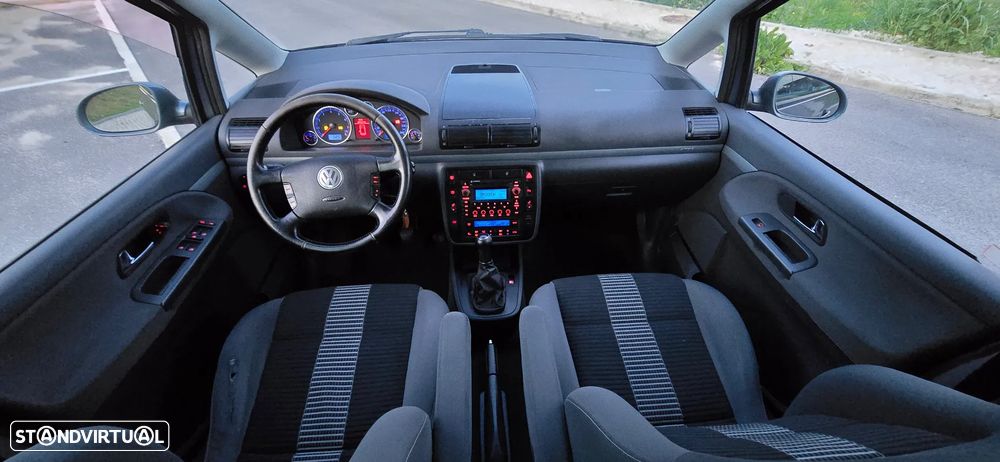 VW Sharan 1.8i T Highline - 9