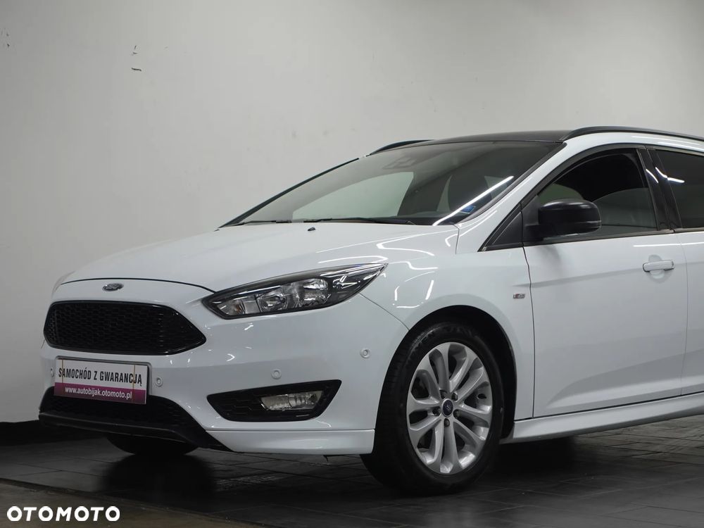 Ford Focus 1.5 EcoBoost ST-Line Black ASS - 15