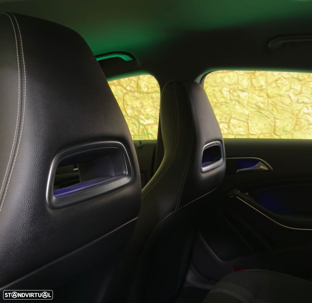 Mercedes-Benz CLA 200 d Shooting Brake Urban Aut. - 15